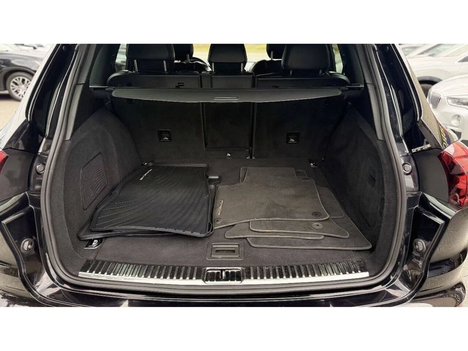 2017 Porsche 958 Cayenne - Image 8 of 20