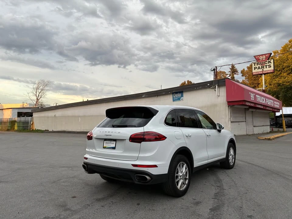 2017 Porsche 958 Cayenne - Image 2 of 14