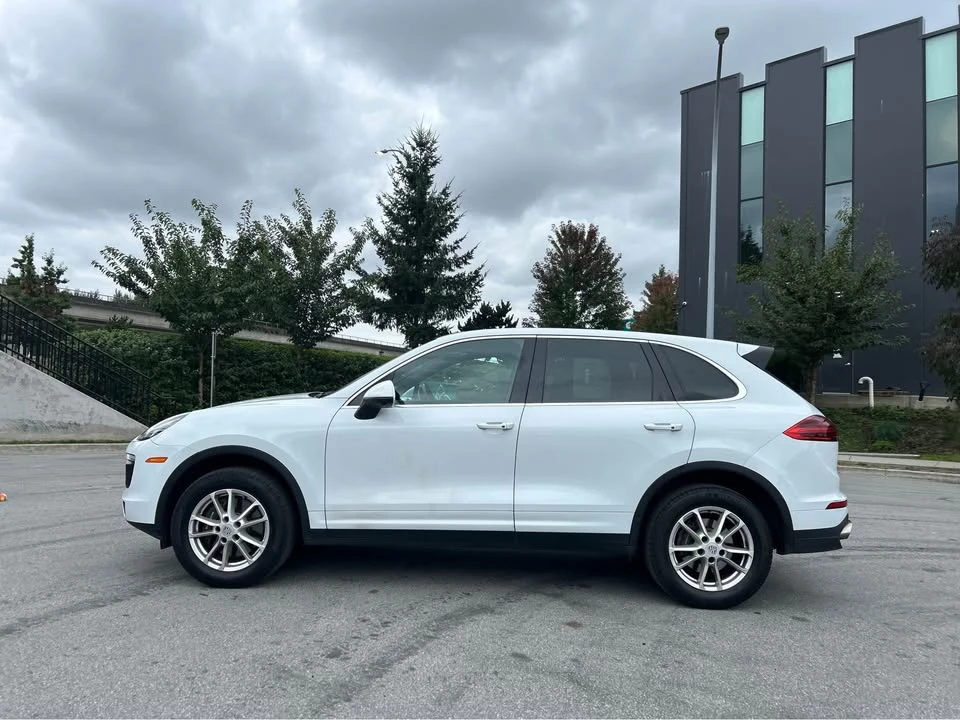 2017 Porsche 958 Cayenne - Image 5 of 19