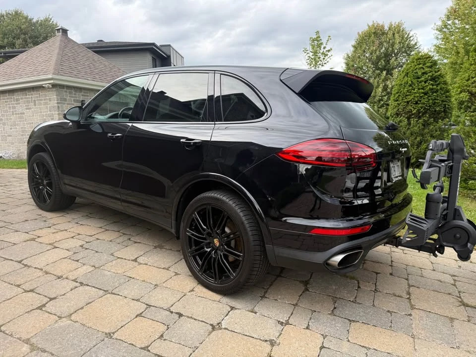 2017 Porsche 958 Cayenne - Image 3 of 18