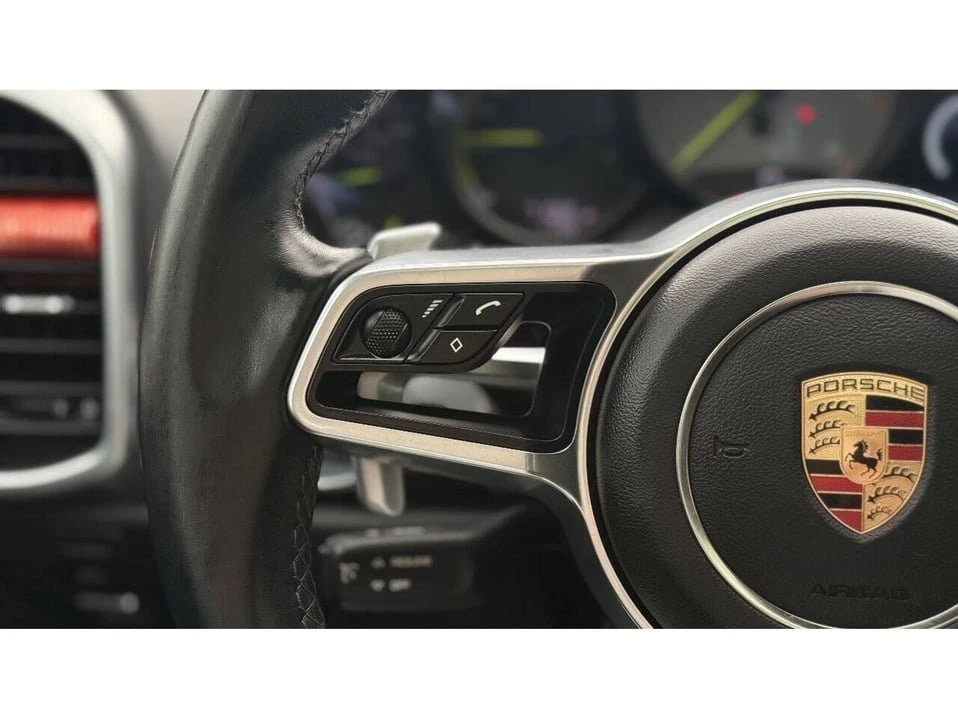 2017 Porsche 958 Cayenne - Image 13 of 20