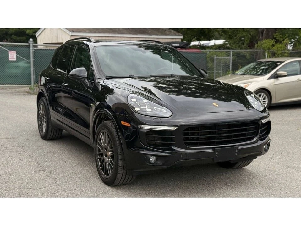 2017 Porsche 958 Cayenne - Image 3 of 20