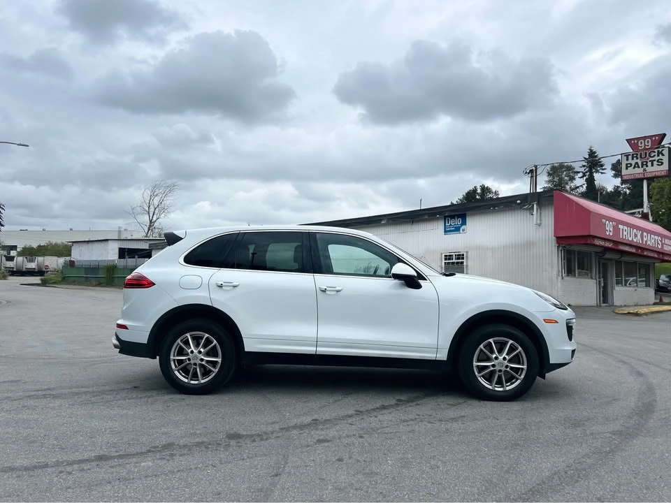 2017 Porsche 958 Cayenne - Image 4 of 19