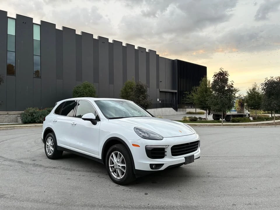 2017 Porsche 958 Cayenne - Image 6 of 14