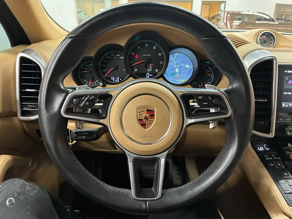 2017 Porsche 958 Cayenne - Image 14 of 20