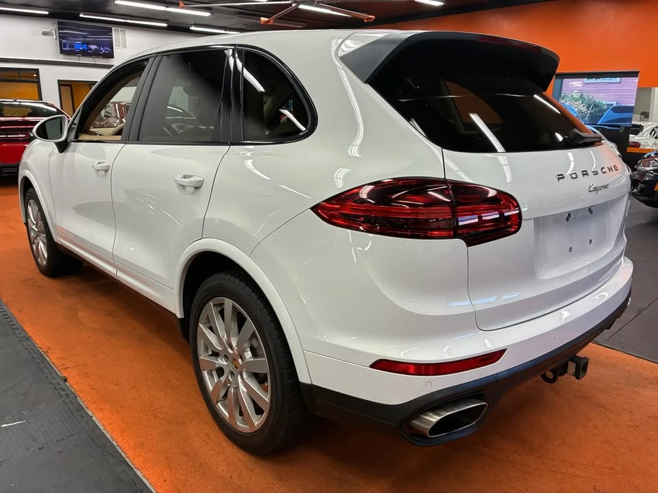 2017 Porsche 958 Cayenne - Image 4 of 20