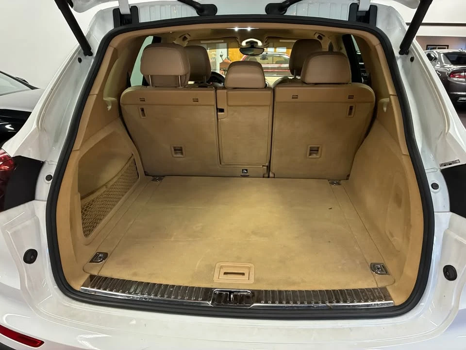 2017 Porsche 958 Cayenne - Image 6 of 20
