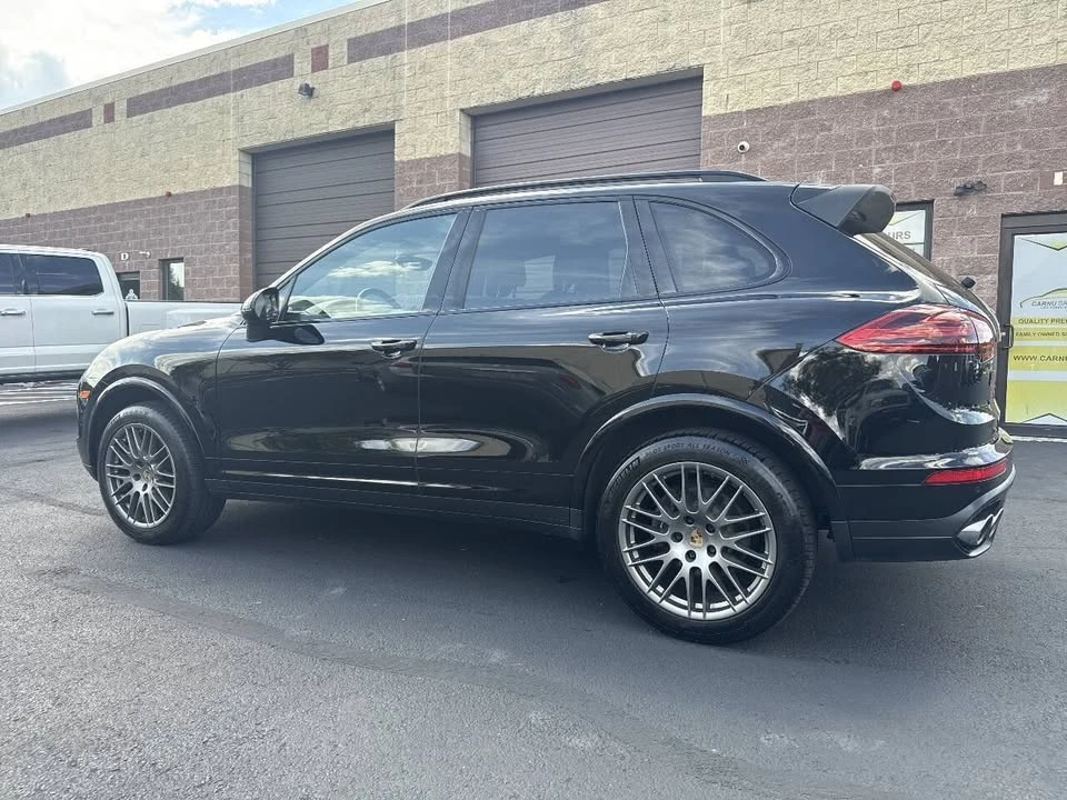 2017 Porsche 958 Cayenne - Image 14 of 19