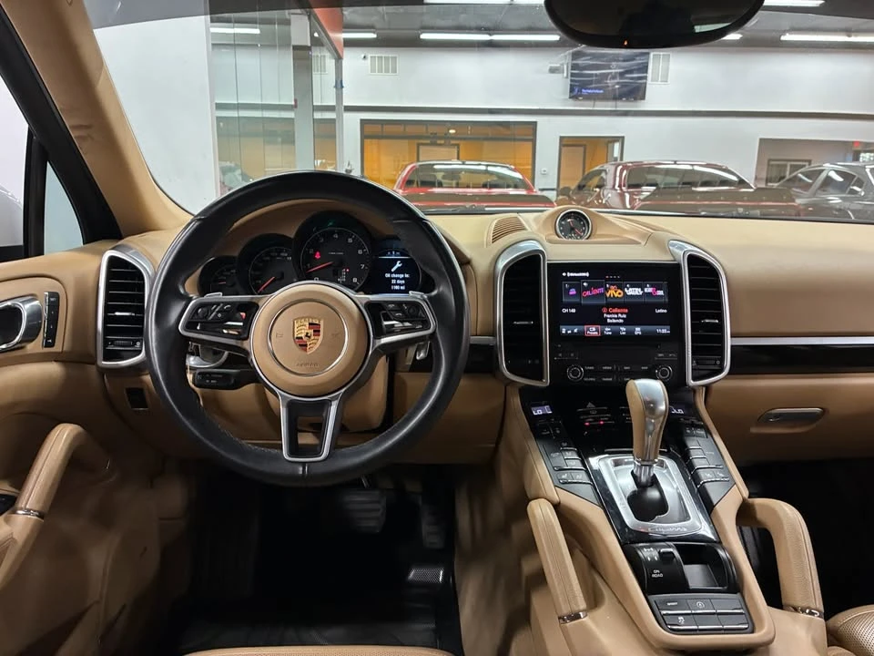 2017 Porsche 958 Cayenne - Image 12 of 20