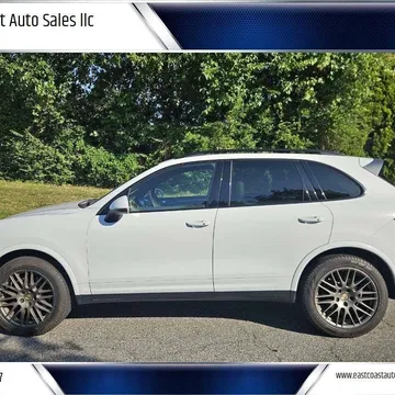 2017 Porsche Cayenne Platinum