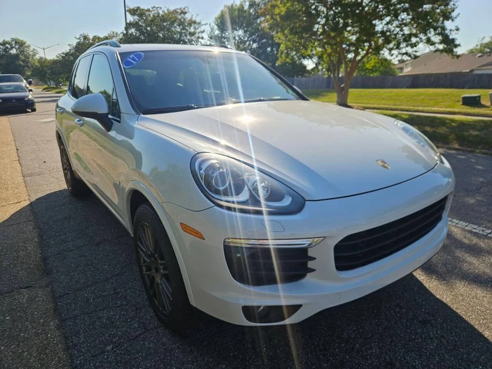 2017 Porsche 958 Cayenne - Image 8 of 20