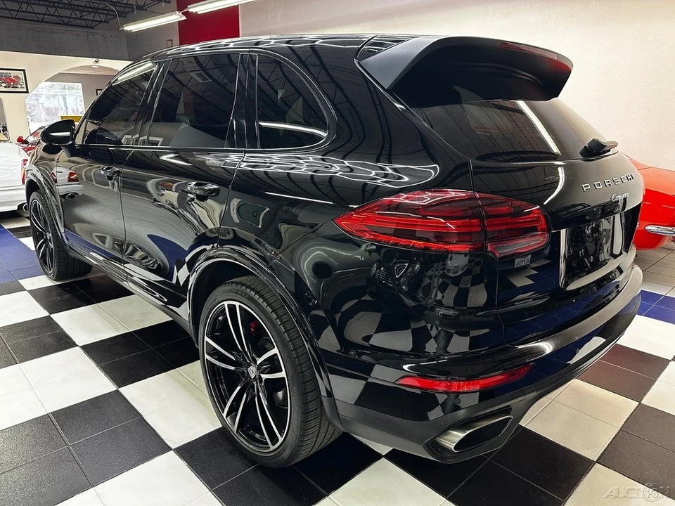 2017 Porsche 958 Cayenne - Image 24 of 24