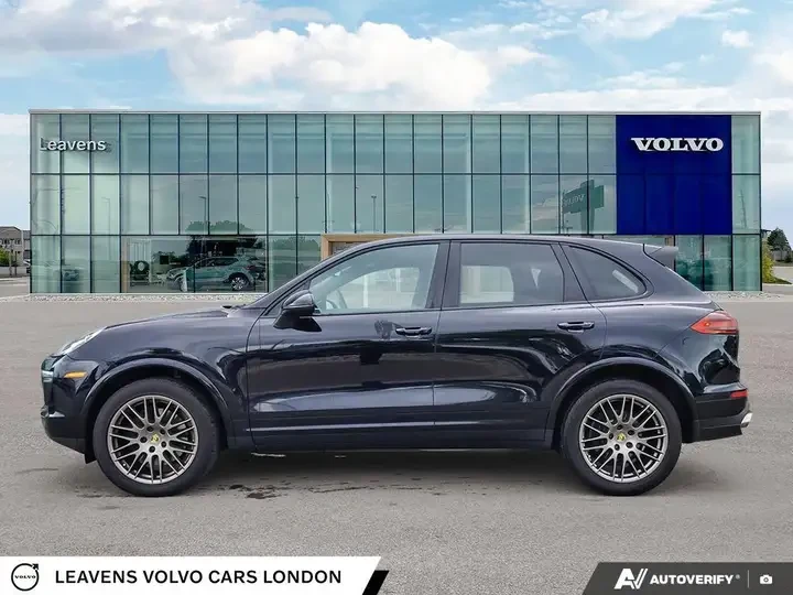 2017 Porsche 958 Cayenne - Image 3 of 20