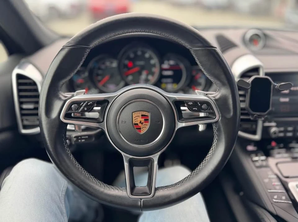 2017 Porsche 958 Cayenne - Image 15 of 20