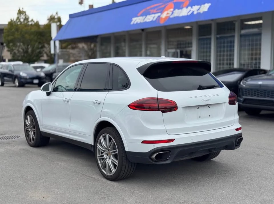 2017 Porsche 958 Cayenne - Image 5 of 20