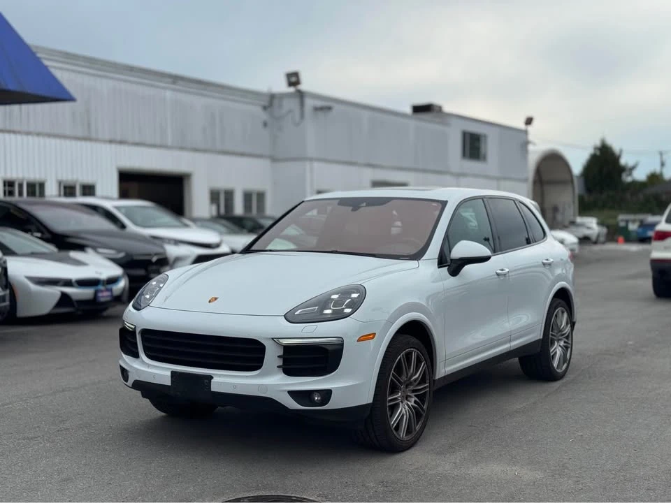 2017 Porsche 958 Cayenne - Image 2 of 20