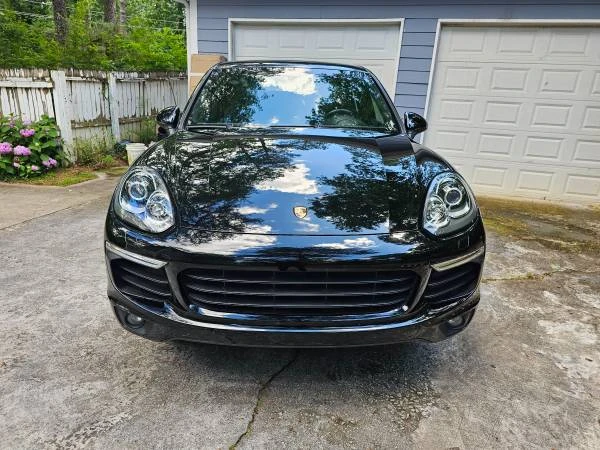 2017 Porsche 958 Cayenne - Image 2 of 16