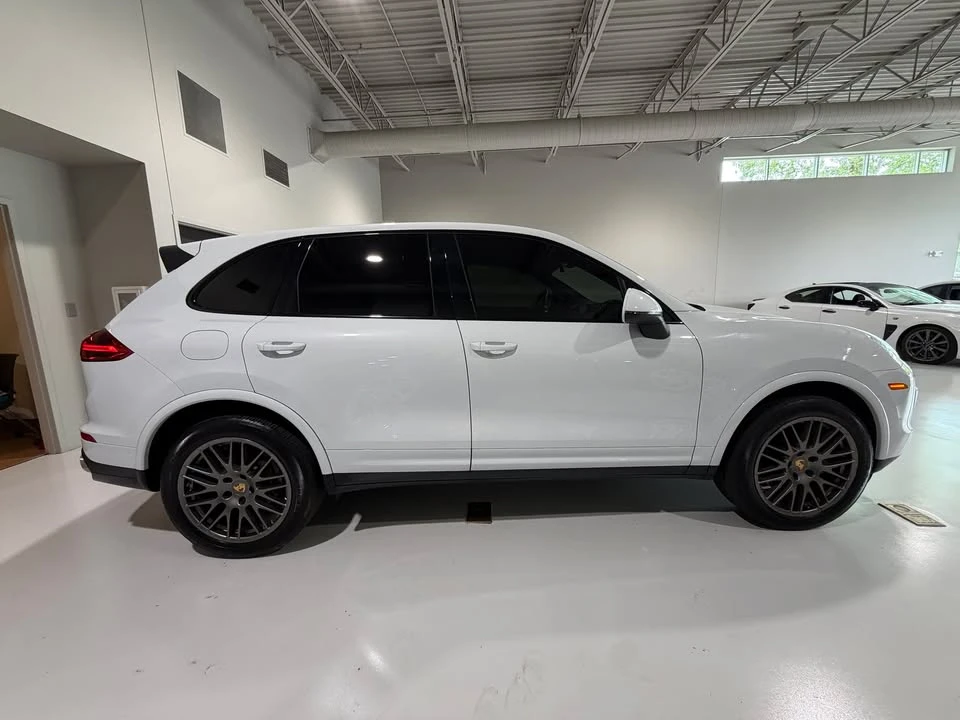 2017 Porsche 958 Cayenne - Image 8 of 19
