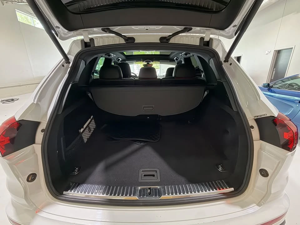 2017 Porsche 958 Cayenne - Image 18 of 19