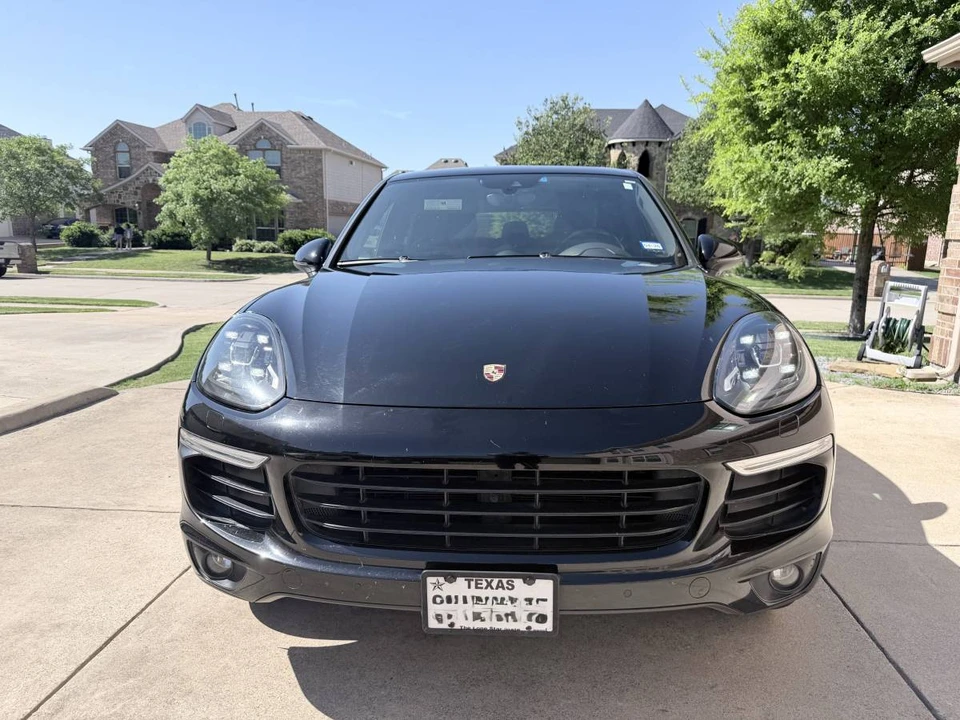 2017 Porsche 958 Cayenne - Image 3 of 20