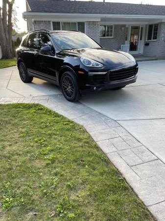 2017 Porsche 958 Cayenne - Image 3 of 10