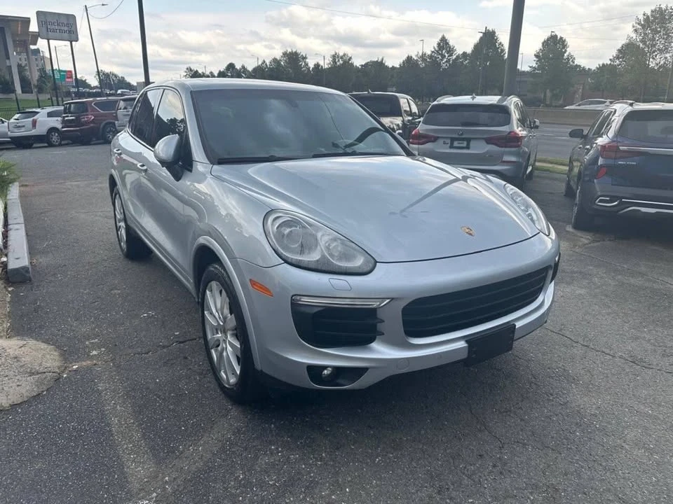2017 Porsche 958 Cayenne - Image 4 of 20