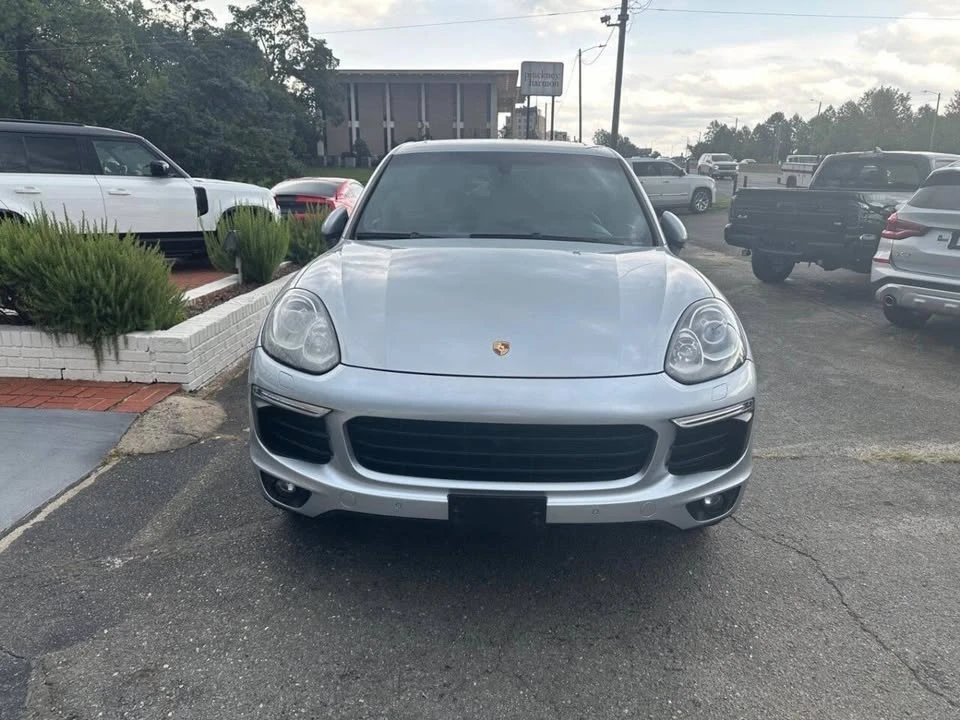 2017 Porsche 958 Cayenne - Image 6 of 20