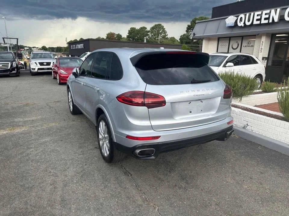 2017 Porsche 958 Cayenne - Image 5 of 20