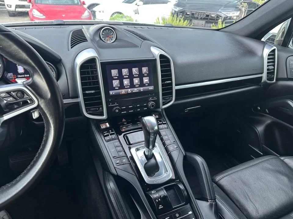 2017 Porsche 958 Cayenne - Image 19 of 20