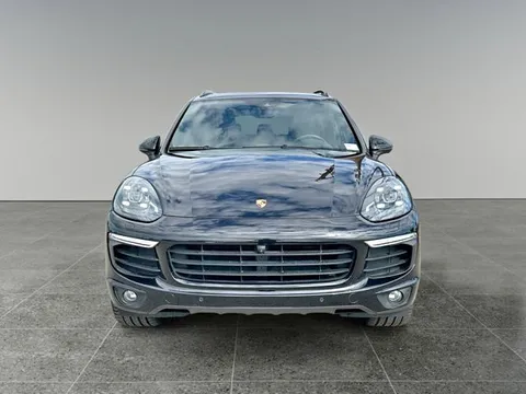 2017 Porsche Cayenne Platinum Edition AWD