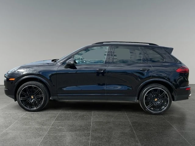 2017 Porsche 958 Cayenne - Image 3 of 5