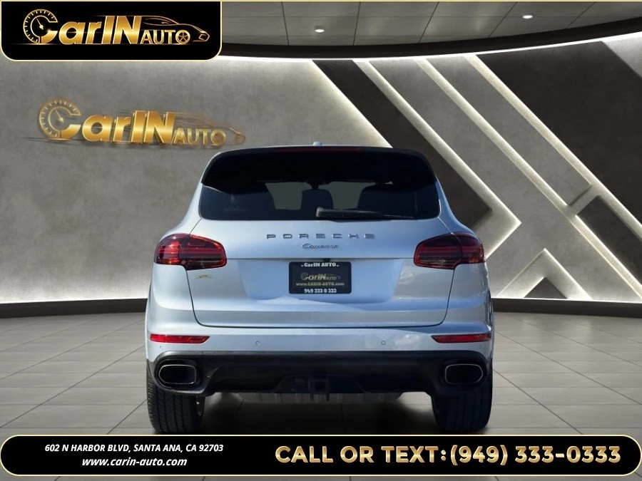 2017 Porsche 958 Cayenne - Image 7 of 20