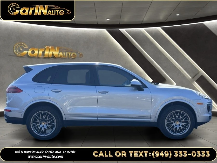 2017 Porsche 958 Cayenne - Image 4 of 20
