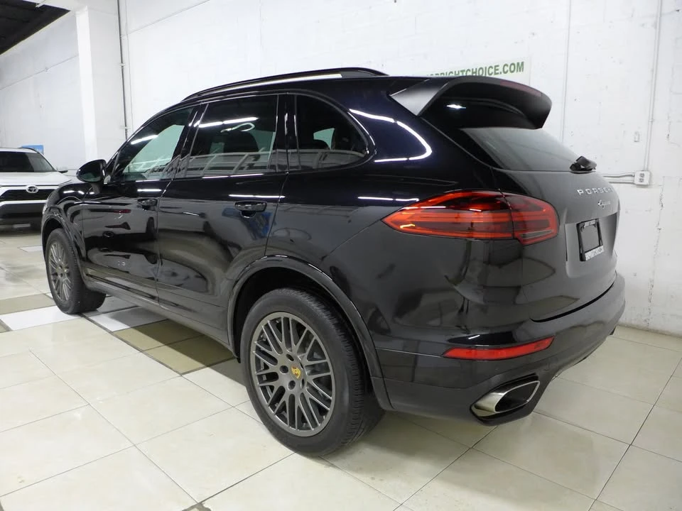 2017 Porsche 958 Cayenne - Image 17 of 20