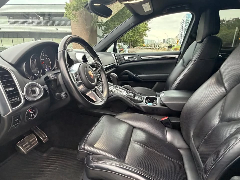 2017 Porsche 958 Cayenne - Image 11 of 19