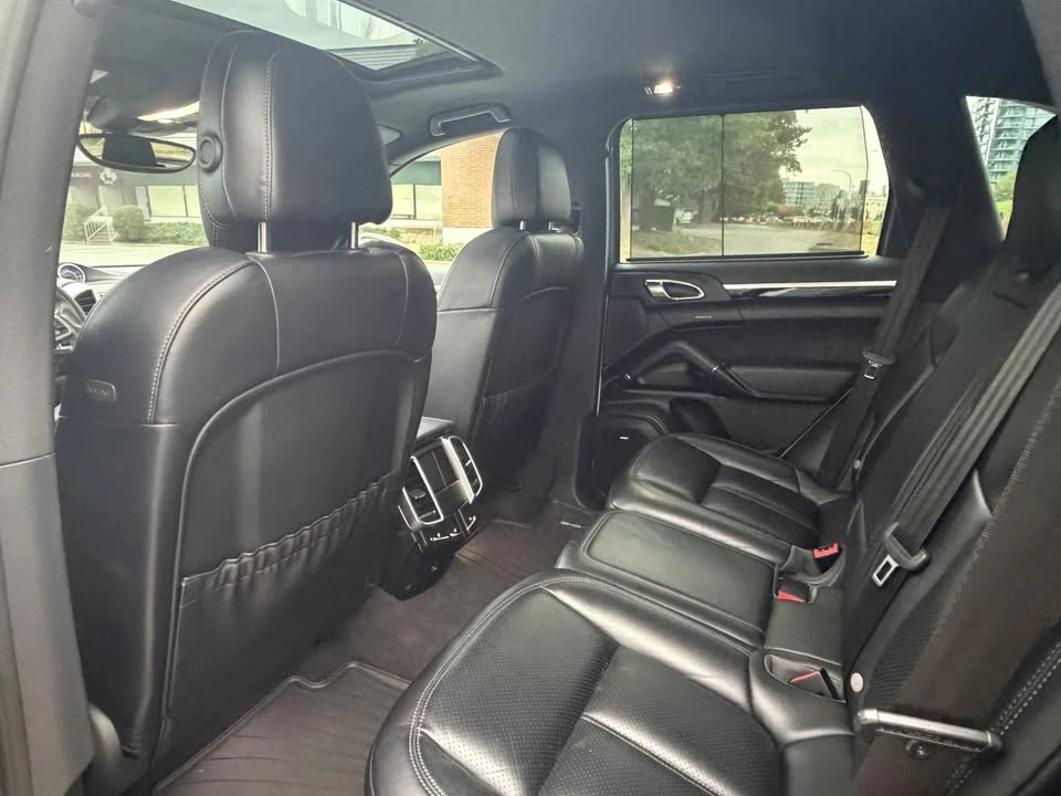 2017 Porsche 958 Cayenne - Image 17 of 19