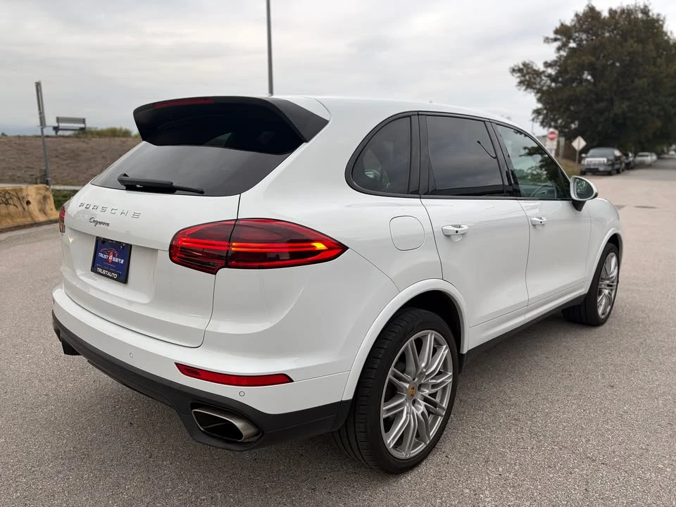 2017 Porsche 958 Cayenne - Image 6 of 19