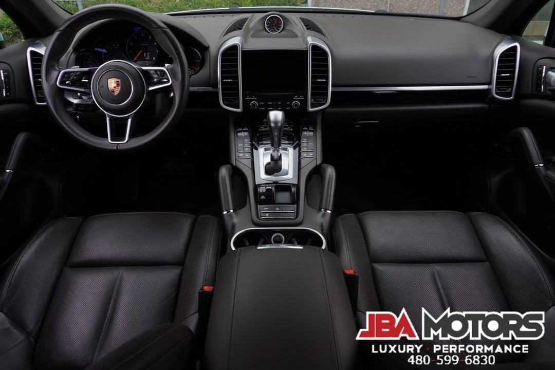2017 Porsche 958 Cayenne - Image 10 of 12