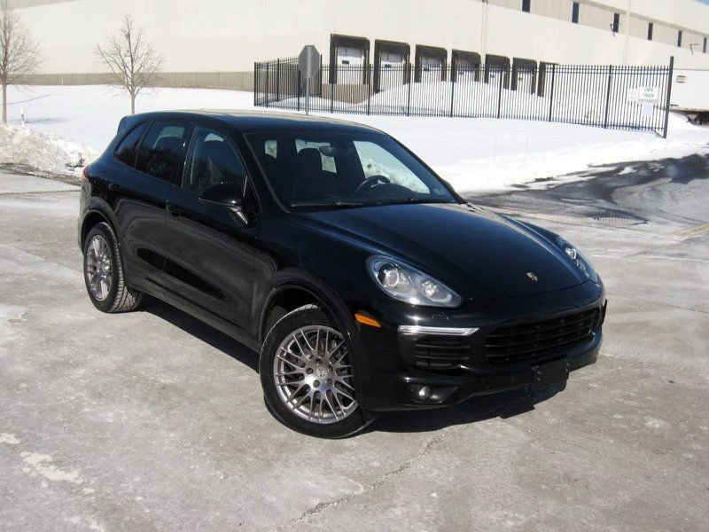 2017 Porsche 958 Cayenne S - Image 2 of 12