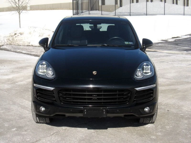 2017 Porsche 958 Cayenne - Image 5 of 12