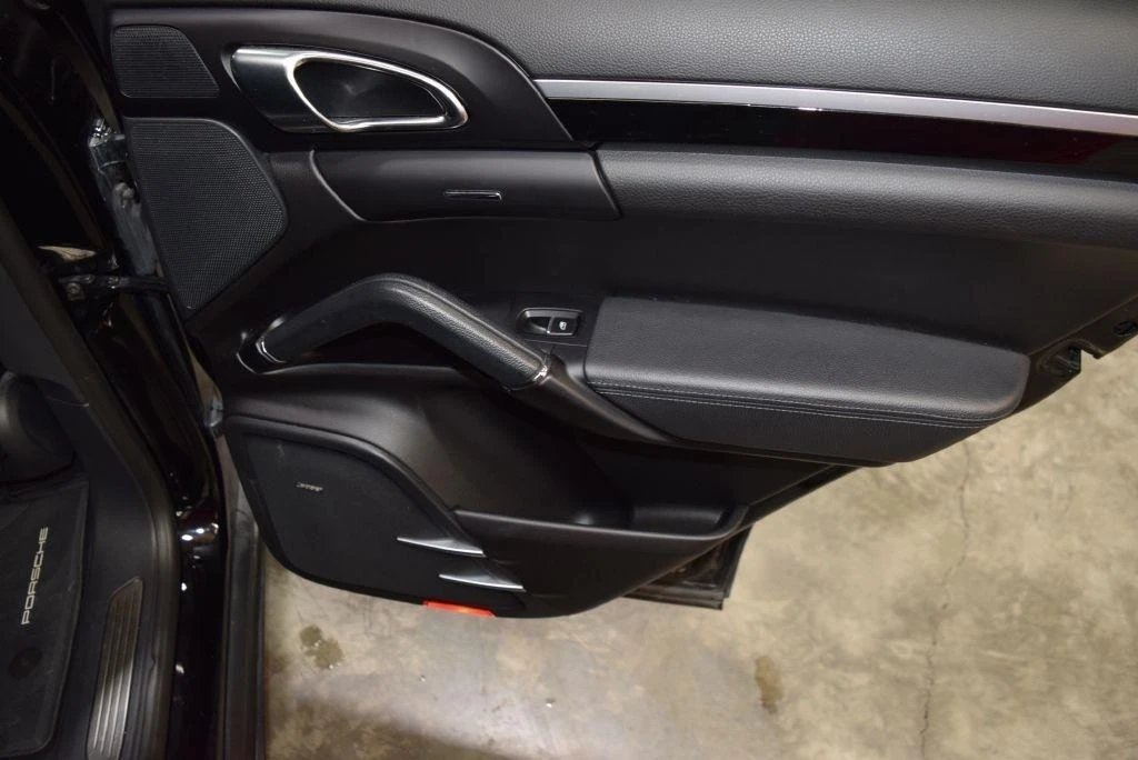 2017 Porsche 958 Cayenne - Image 21 of 31