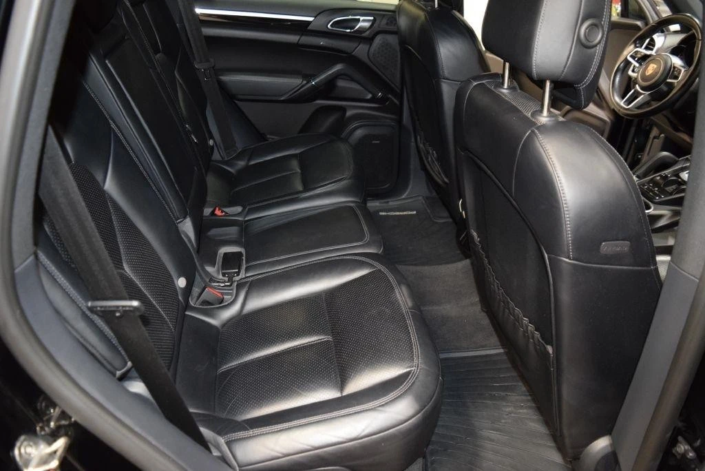 2017 Porsche 958 Cayenne - Image 20 of 31