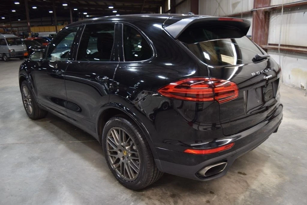 2017 Porsche 958 Cayenne - Image 5 of 31