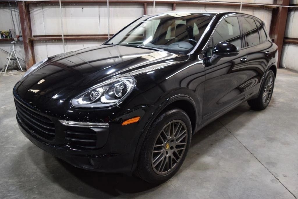 2017 Porsche 958 Cayenne - Image 3 of 31