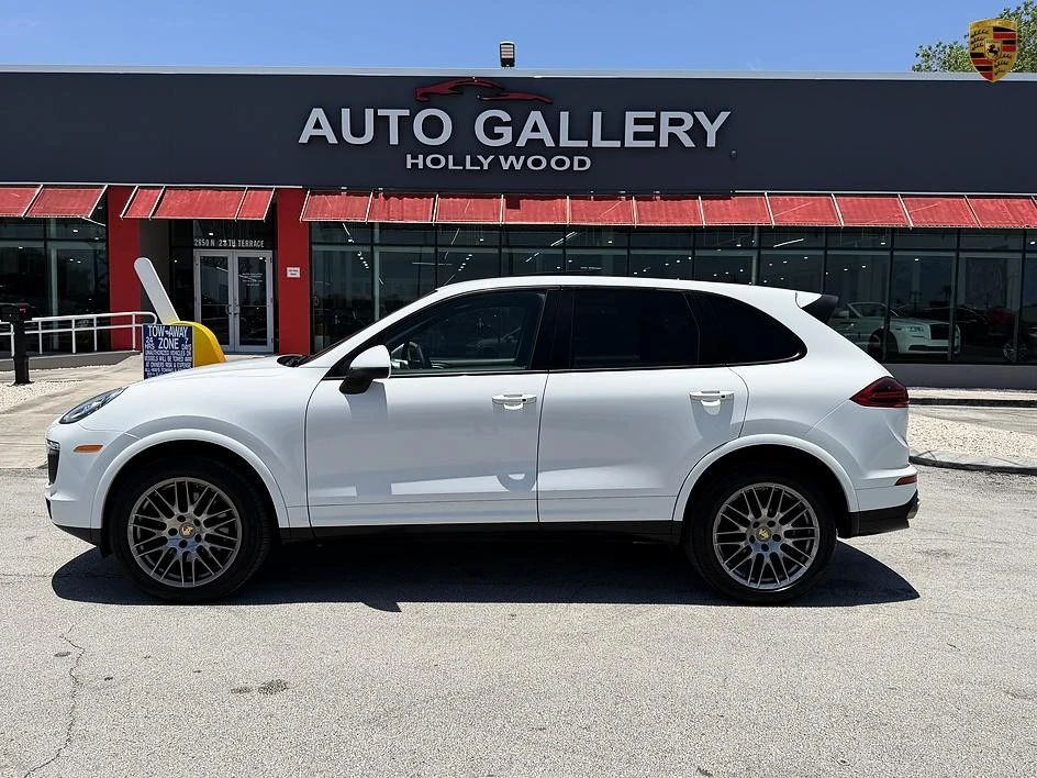 2017 Porsche 958 Cayenne - Image 5 of 28