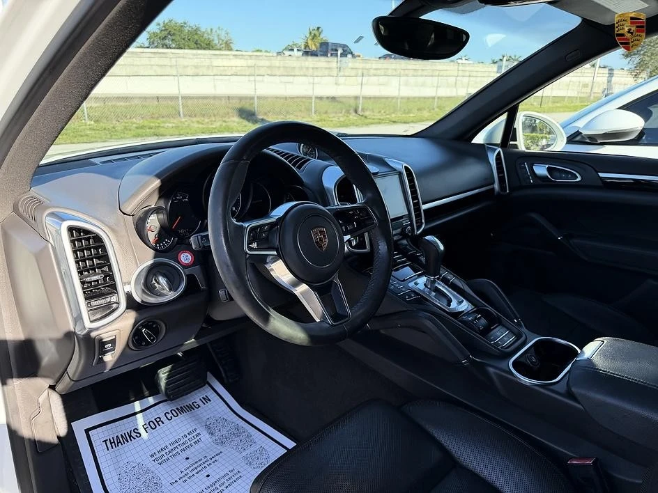 2017 Porsche 958 Cayenne - Image 11 of 28