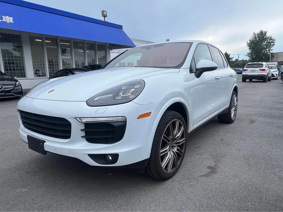 2017 Porsche 958 Cayenne - Image 2 of 20