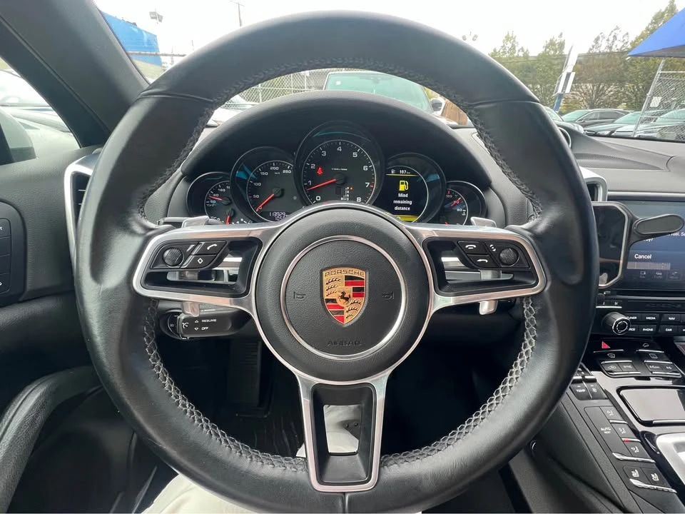 2017 Porsche 958 Cayenne - Image 13 of 20