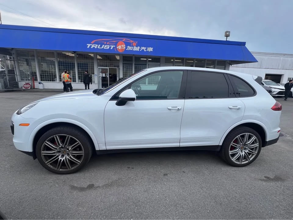2017 Porsche 958 Cayenne - Image 5 of 20