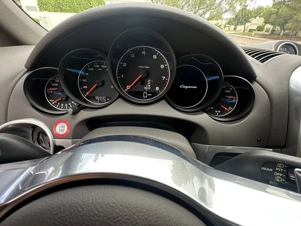2017 Porsche 958 Cayenne - Image 7 of 12